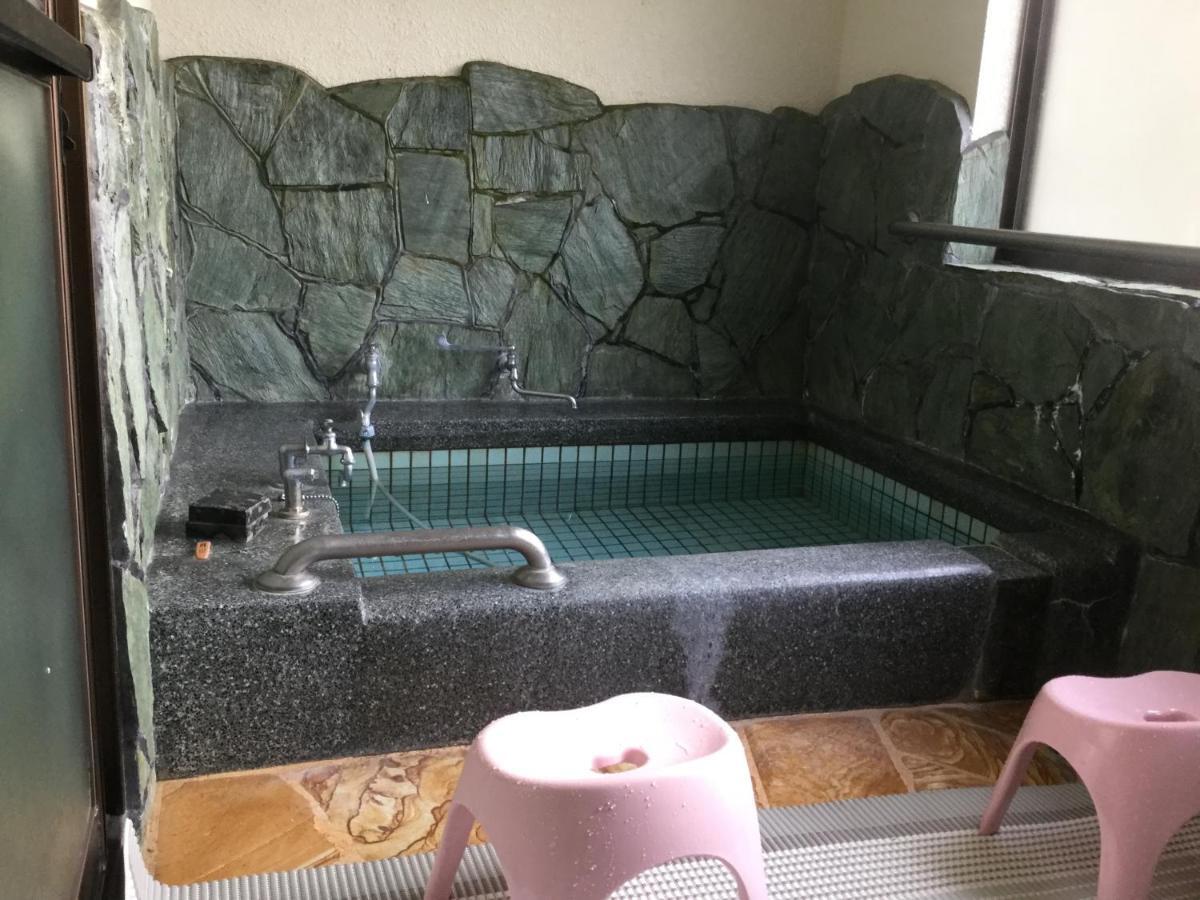 湯布院月灯り Hotell Yufu Eksteriør bilde